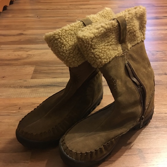 Timberland boots worn once. New - Picture 1 of 1